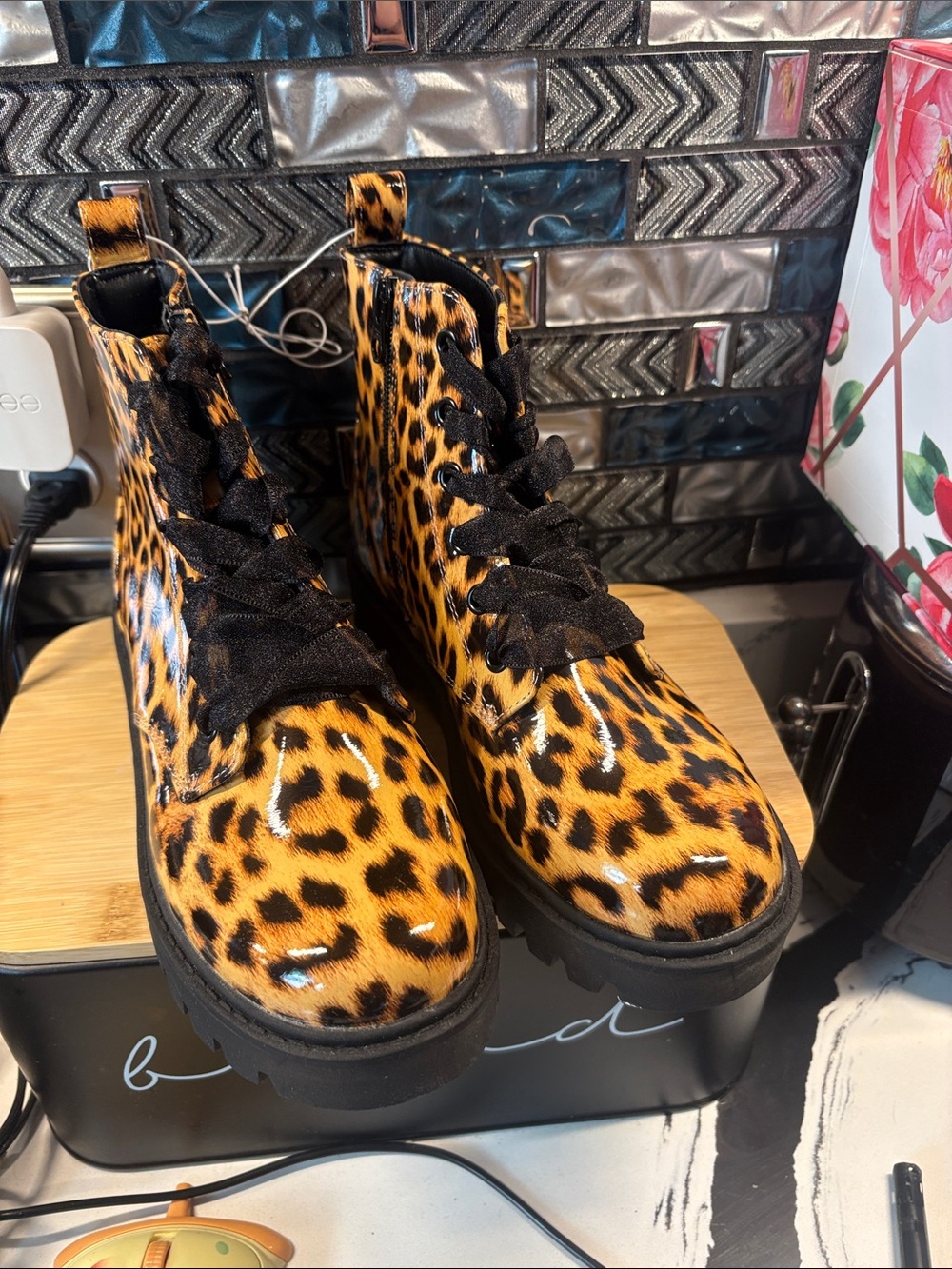 art class Leopard-Print Lace-Up Kids Boots in Black and Tan